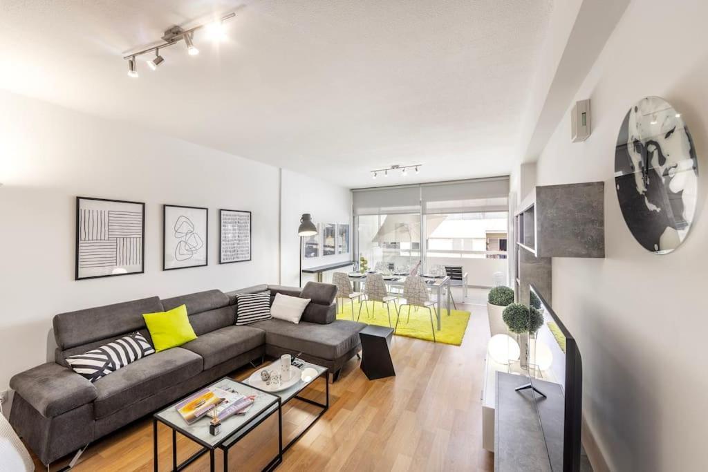 Luxurious Bright & Stylish 2Br With Office In Nicosia 아파트 외부 사진